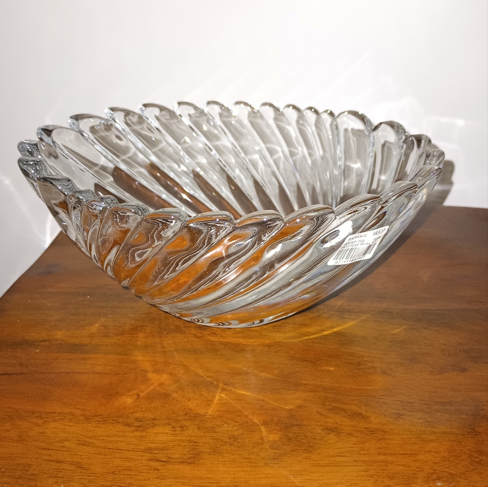 Mikasa Radiance Hostess Bowl 10"